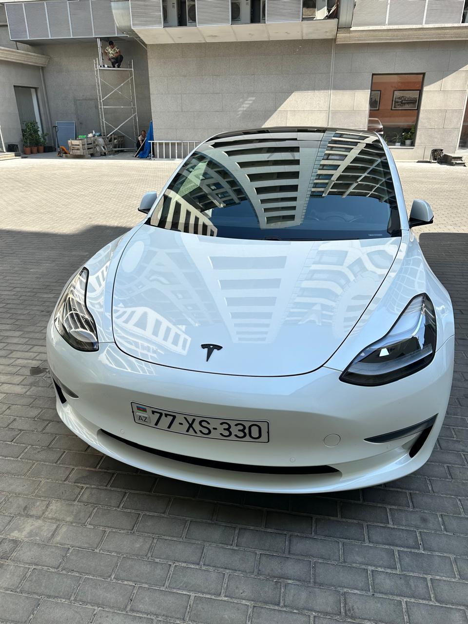 rent Tesla Model 3 2022 in Baku 