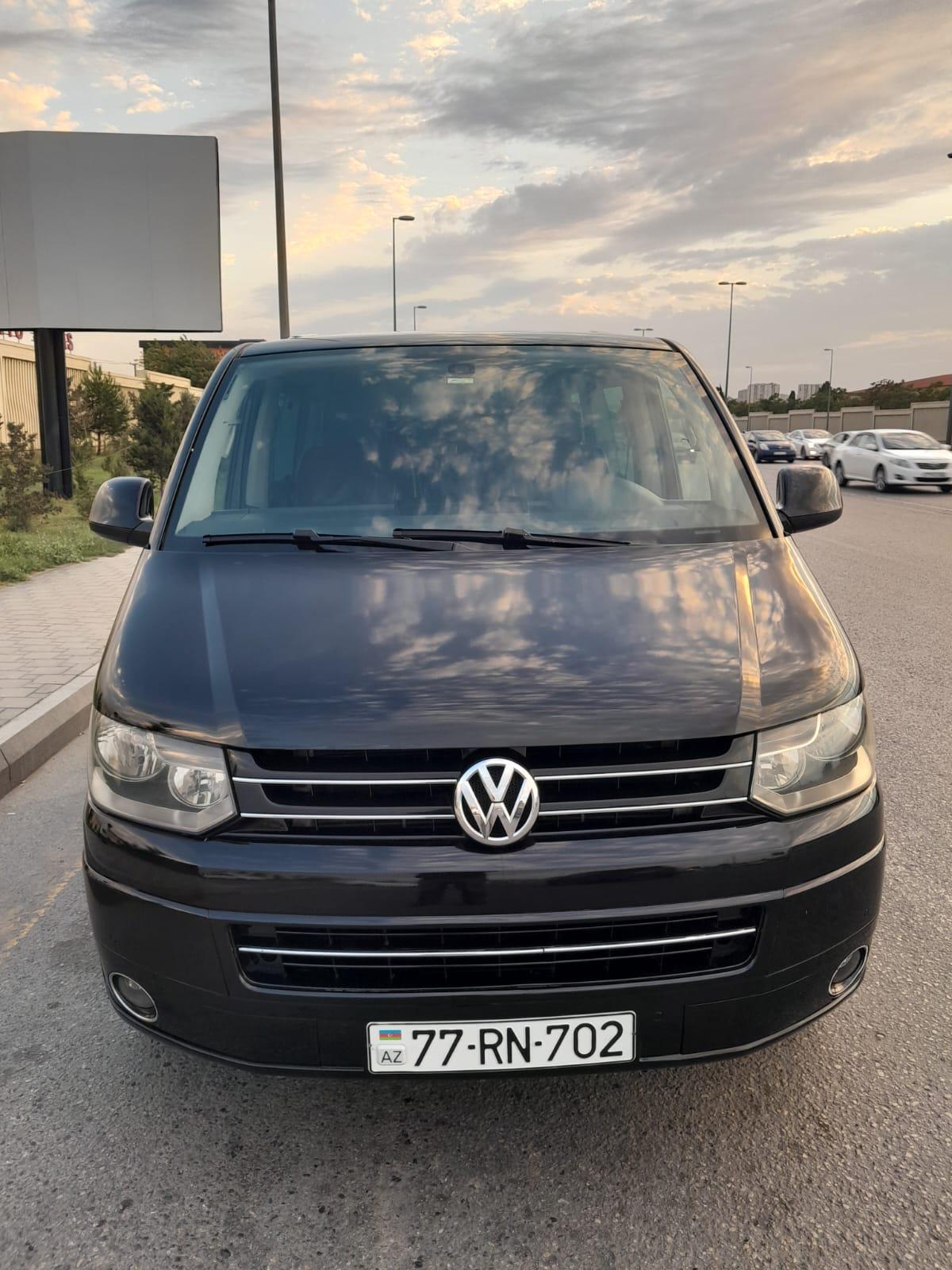 rent Volkswagen Multivan 2012 in Baku 