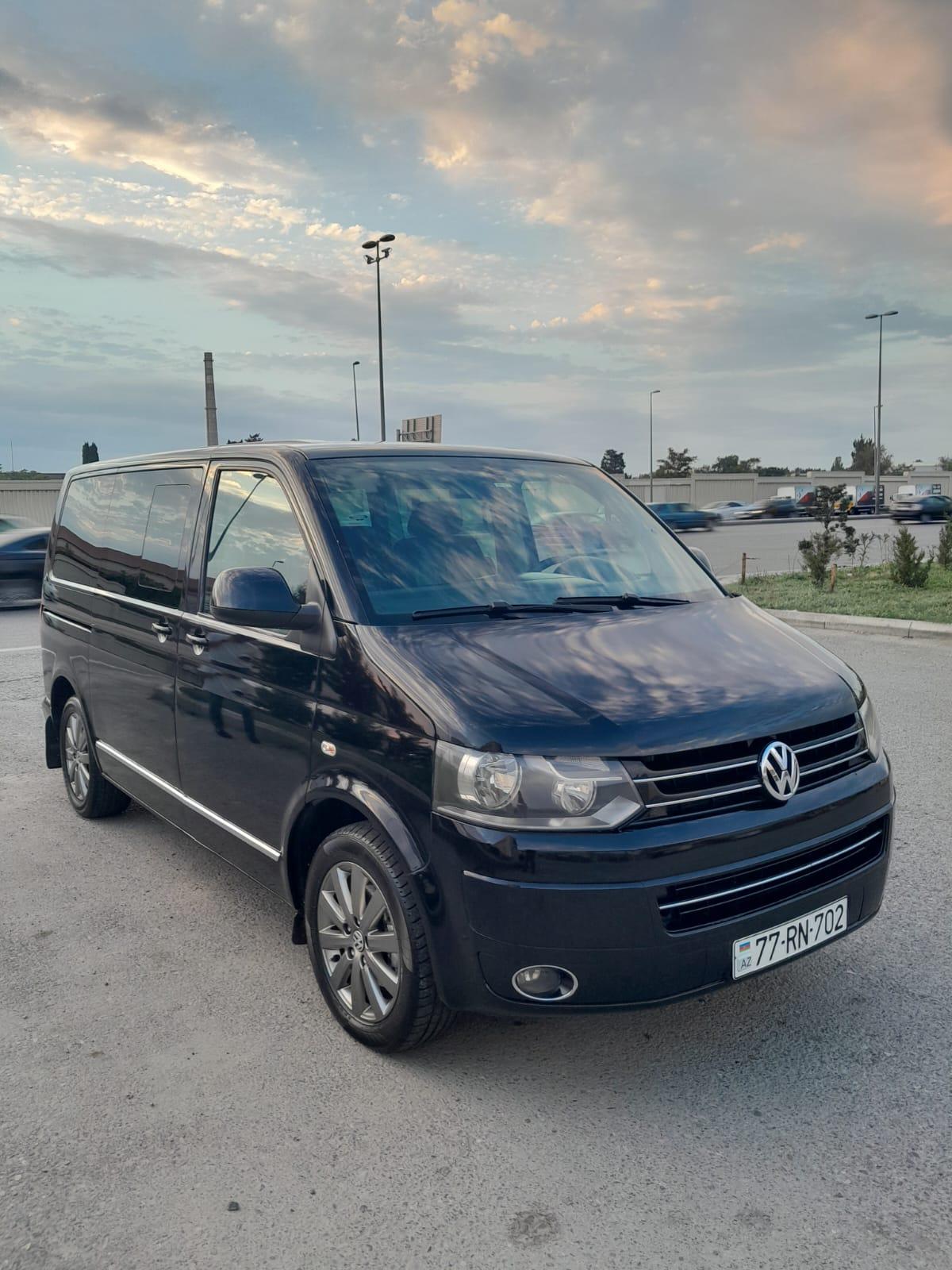 rent Volkswagen Multivan 2012 in Baku 