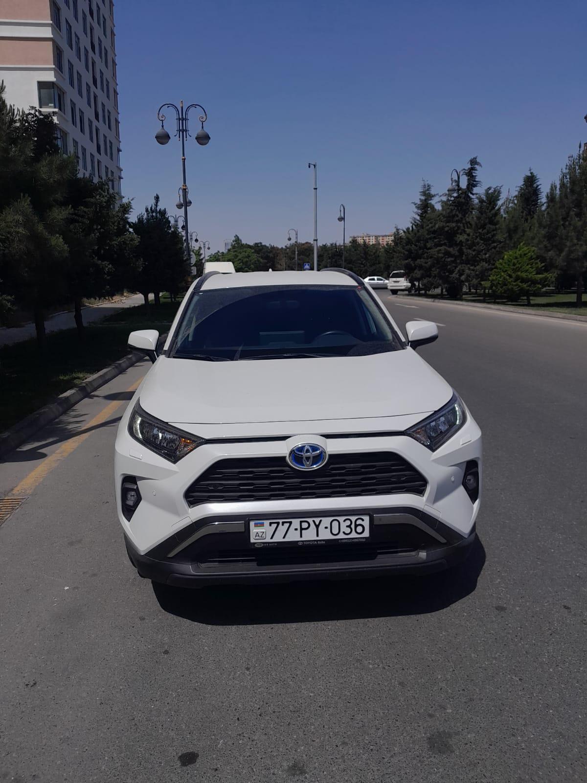 rent Toyota Rav4 2023 in Baku 