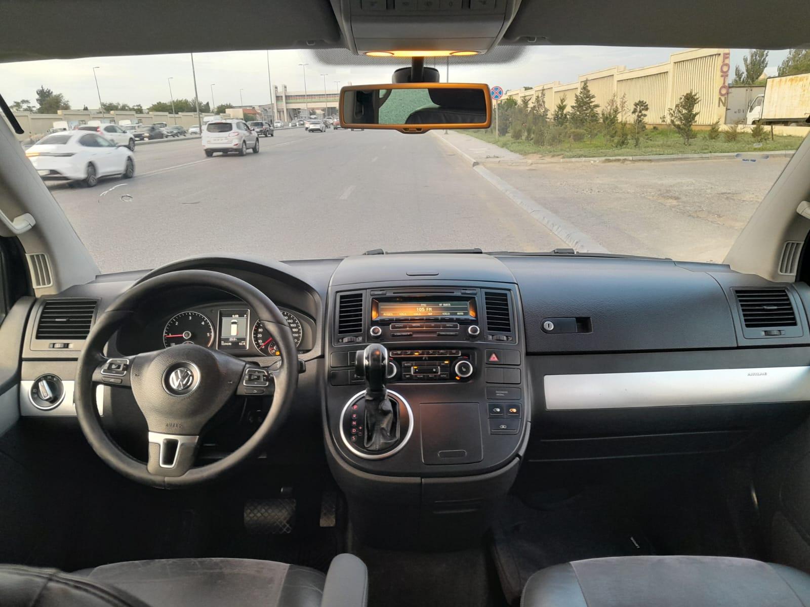 rent Volkswagen Multivan 2012 in Baku 