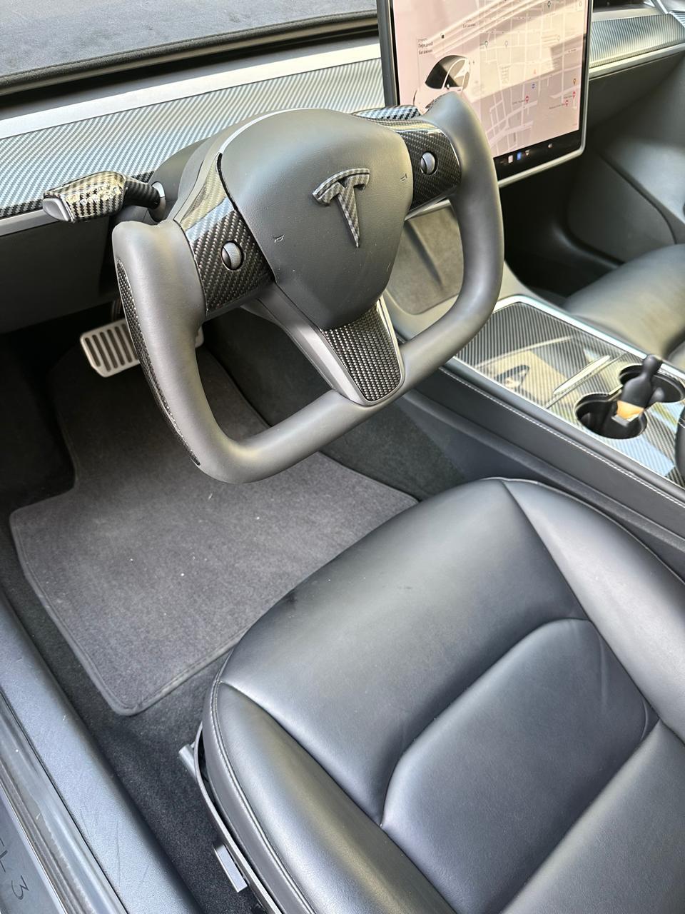 rent Tesla Model 3 2022 in Baku 