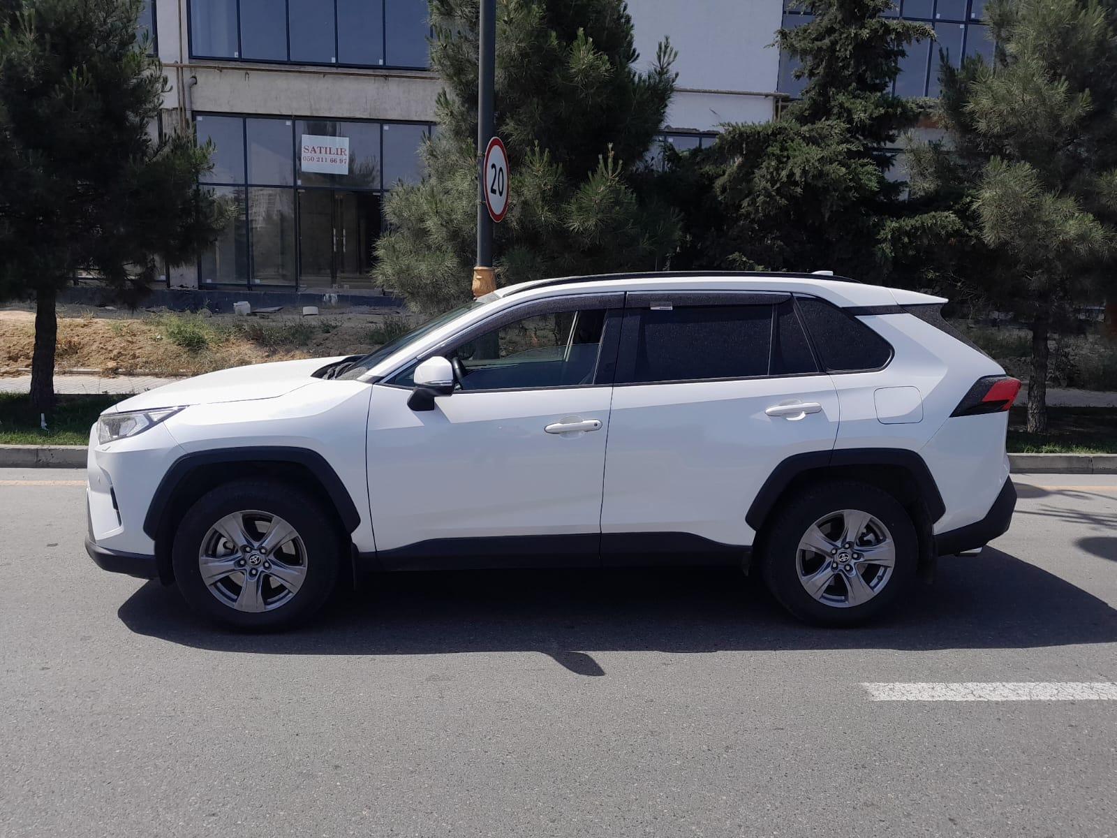 rent Toyota Rav4 2023 in Baku 