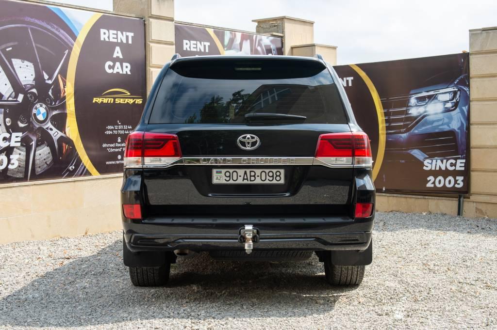 rent Toyota Land CruIser 2019 in Baku 
