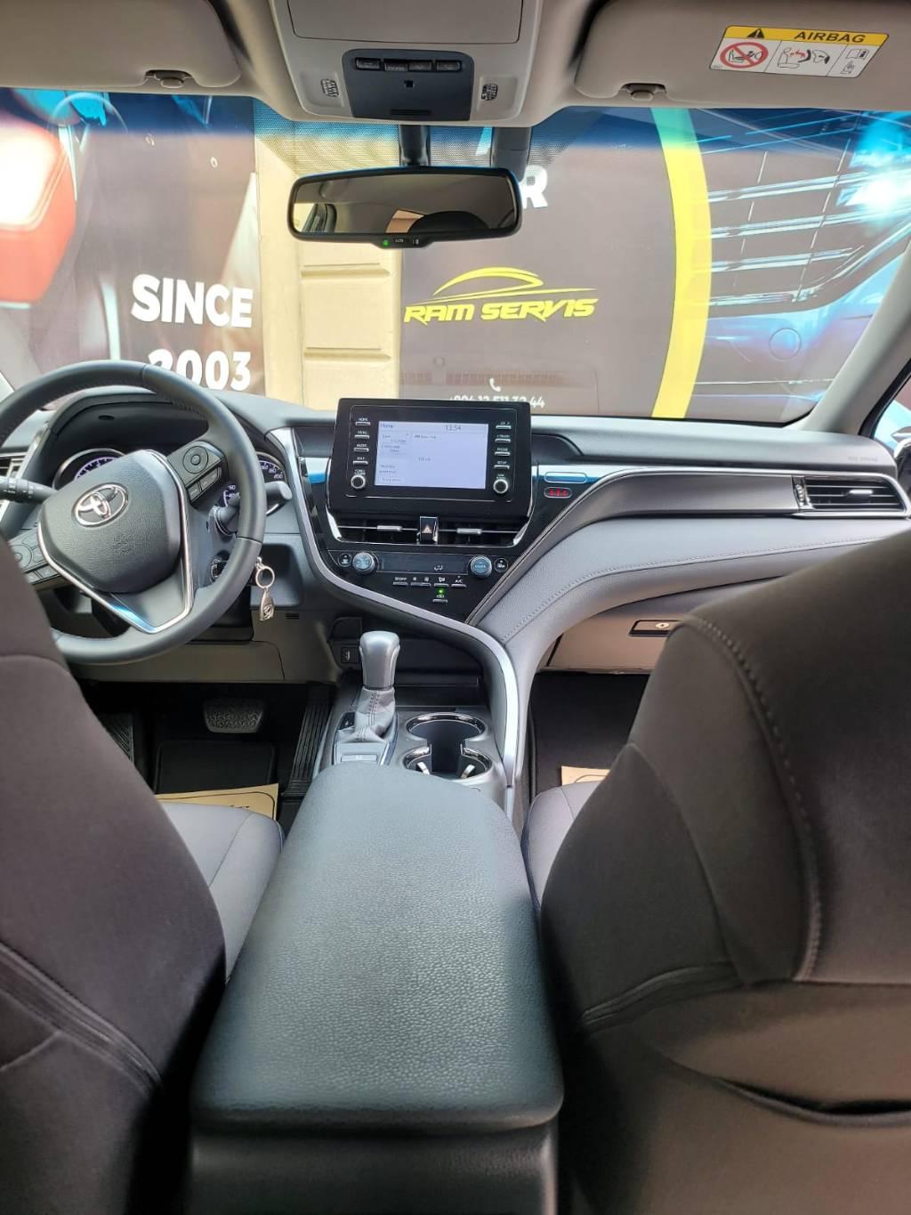 rent Toyota Camry 2021 in Baku
