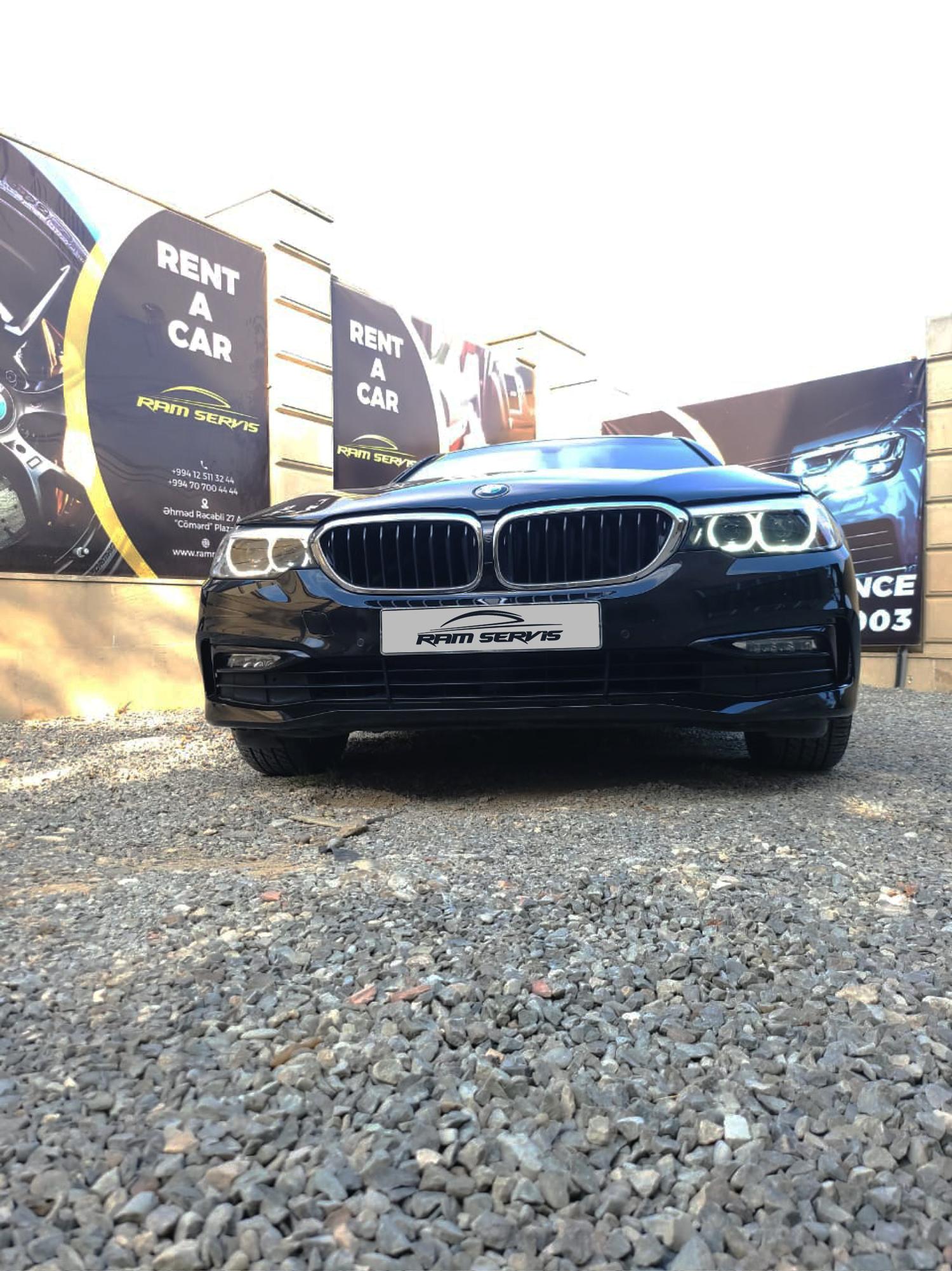 rent BMW G30 2018 in Baku